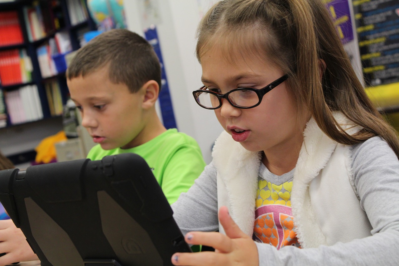 Students using tablet computers